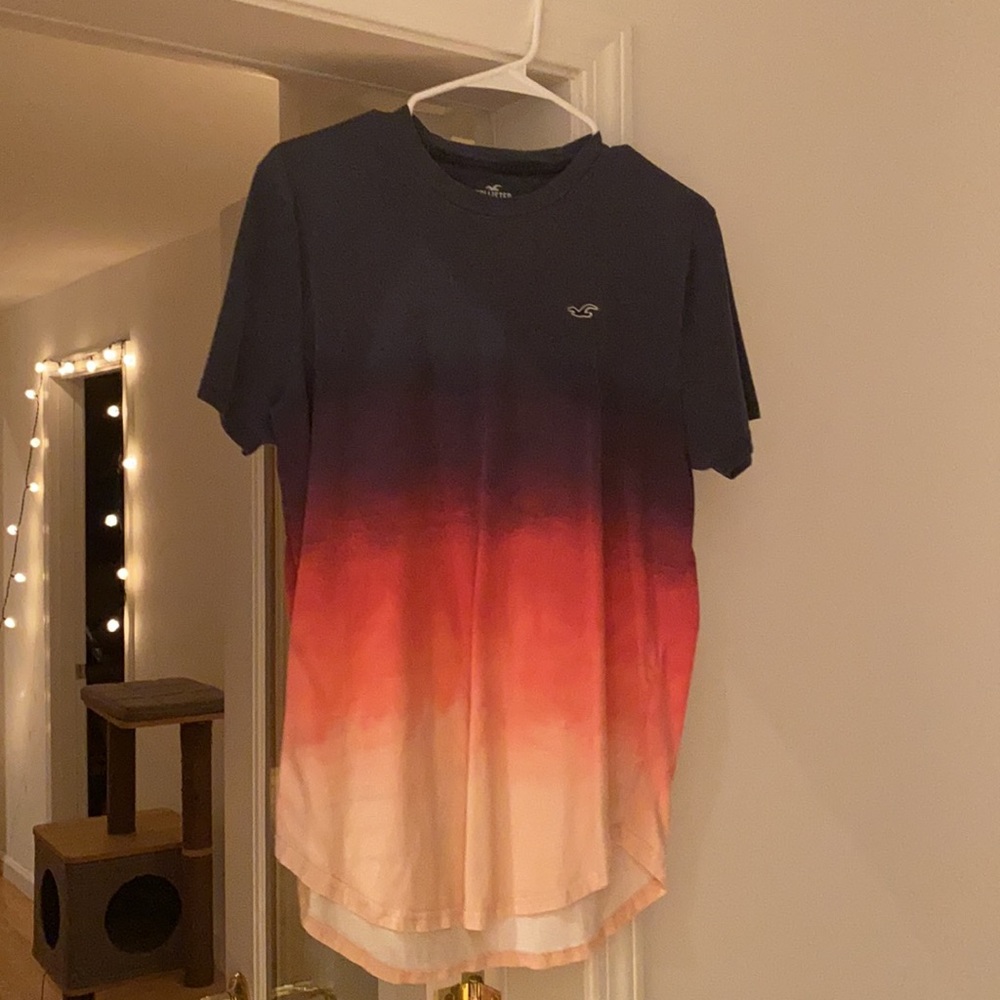 Hollister large T’s